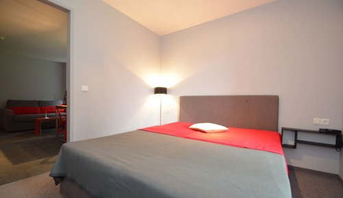 Apartamento (TOP 1, incl. 60€ + 12€ pp service fee)