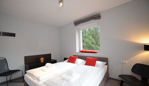Apartamento (TOP 4 incl. 60€ + 12€ pp service fee)