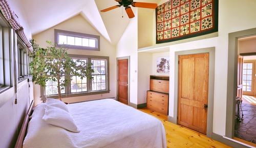 Casa de campo Deluxe, 1 cama de matrimonio grande, cocina básica, vistas a la montaña