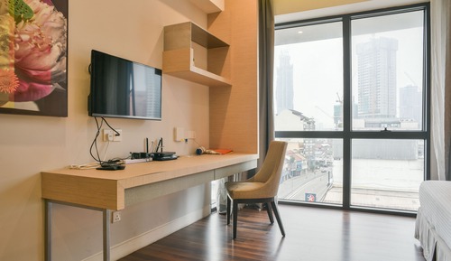Habitación básica doble, 1 cama de matrimonio grande, accesible para personas con discapacidad