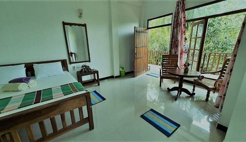 Habitación Deluxe doble, 1 cama de matrimonio grande, vistas al jardín, planta baja