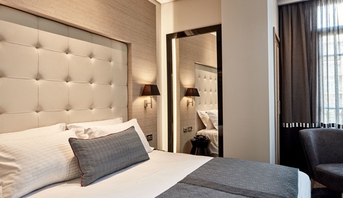 Suite junior, balcón