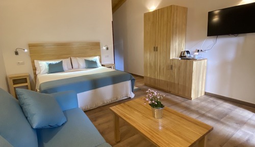 Habitación familiar (Wooden Room)