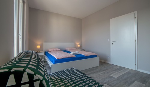 Apartamento familiar, terraza, vistas parciales al mar (Rosemary)