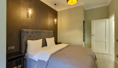 Apartamento Grand, 1 cama de matrimonio con sofá cama, vistas al patio, planta baja
