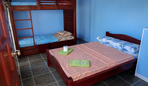 Casa (Pink, Quad Room)