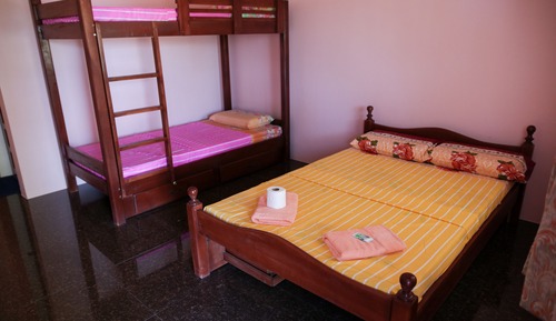 Casa (Pink, Family Room)