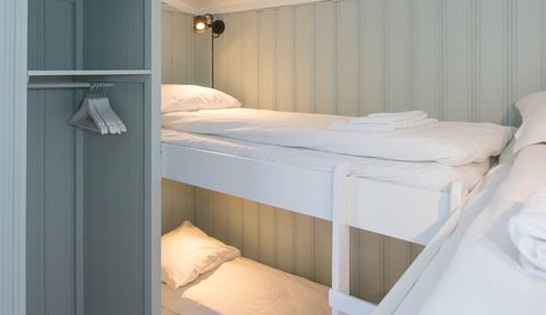 Cabaña básica, baño compartido