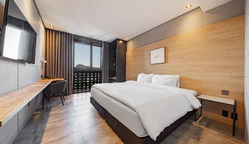 Habitación doble superior, 1 cama de matrimonio, no fumadores, vistas a la ciudad