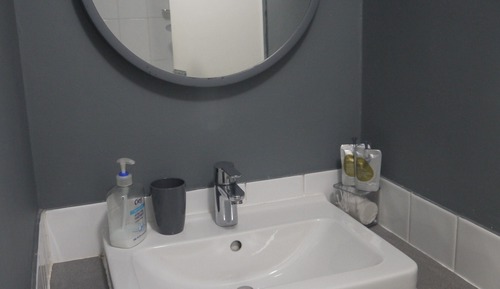 Habitación doble, baño privado