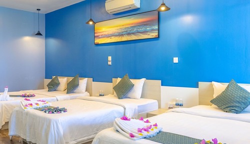 Superior Beach View Family Suite