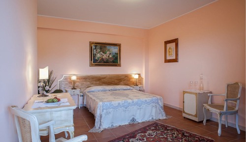 Habitación con 1 cama doble o 2 individuales