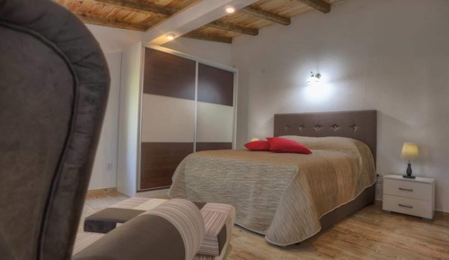 Estudio, vistas a la piscina