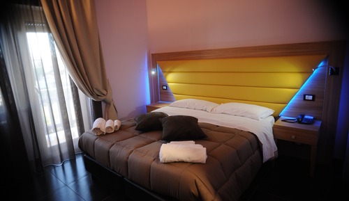 Habitación con 1 cama doble o 2 individuales