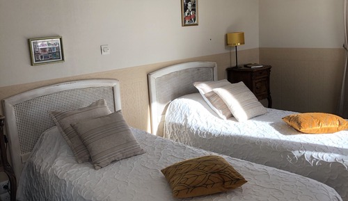 Habitación Confort con 2 camas individuales