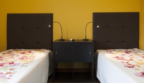 Habitación estándar con 2 camas individuales, balcón
