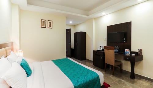 Habitación ejecutiva doble, 1 cama de matrimonio grande, no fumadores, vistas a la montaña