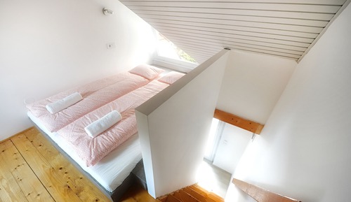 Estudio, balcón