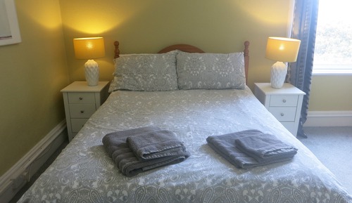 Habitación con 1 cama doble o 2 individuales