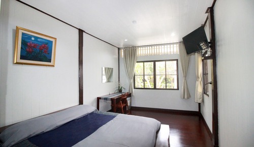 Standard King Room 