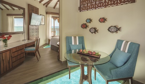 OVERWATER BUNGALOW