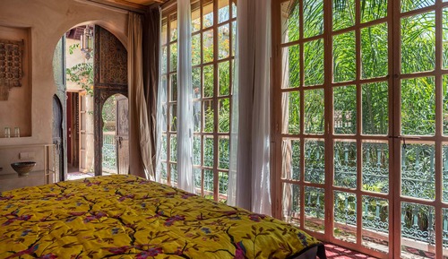 Habitación superior con 1 cama doble o 2 individuales, 1 cama de matrimonio grande, vistas al patio