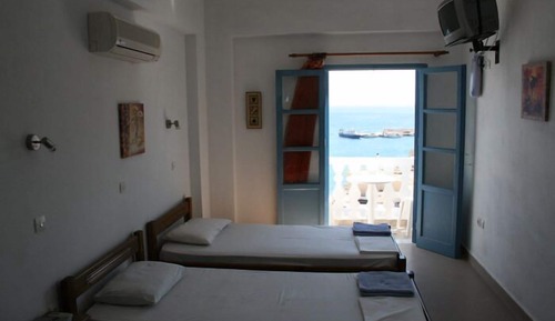 Estudio, vistas al mar