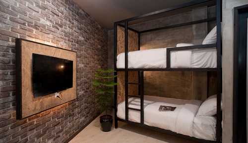 Dormitorio compartido económico