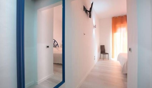 Habitación estándar con 1 cama doble o 2 individuales, vistas a la montaña