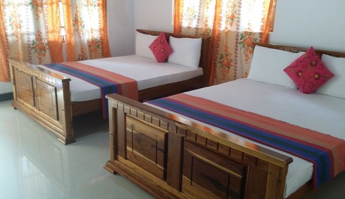 Habitación cuádruple Deluxe, 2 camas de matrimonio, balcón, vistas a la montaña