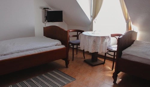 Habitación estándar con 2 camas individuales, baño privado