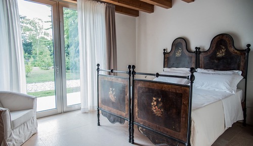 Habitación cuádruple Deluxe, accesible para personas con discapacidad, vistas al jardín