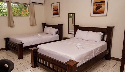 Apartamento, 2 camas dobles, frigorífico y microondas, planta baja