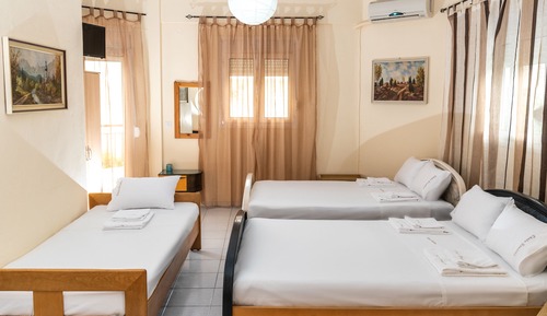 Habitación triple (Ground Floor 6)