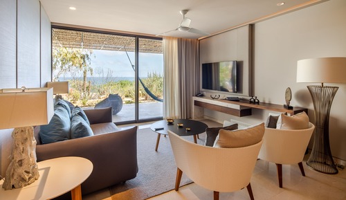Four Bedroom Villa with Hot Tub