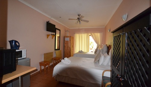 Habitación básica doble (with Extra Bed)