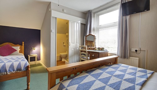 Suite, baño privado