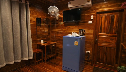 Basic House (3)