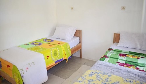Habitación con 2 camas individuales