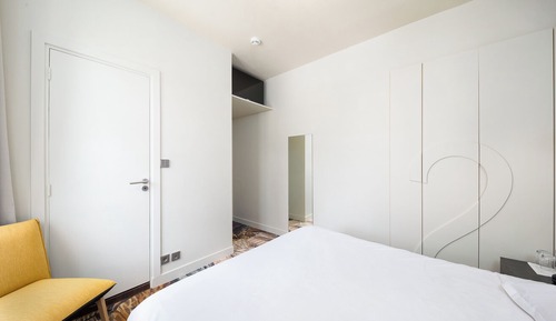 Habitación básica, 1 cama de matrimonio, vistas a la ciudad (Room #2)