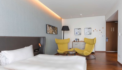 Habitación superior, vistas a la ciudad