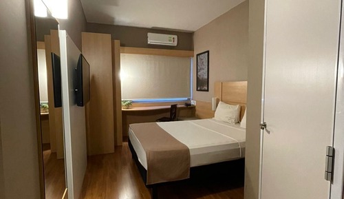 Habitación familiar con 1 cama doble o 2 individuales, 1 habitación