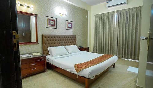 Superior King Room