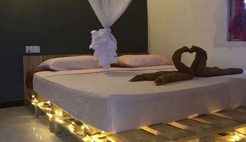 Habitación Confort doble, 1 cama de matrimonio, en la zona del jardín