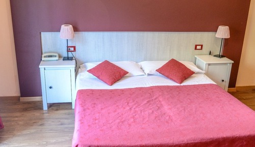 Habitación con 1 cama doble o 2 individuales