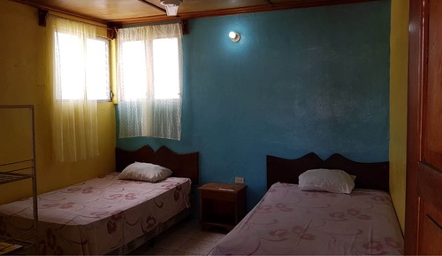 Habitación Deluxe doble, varias camas, no fumadores (A/C)