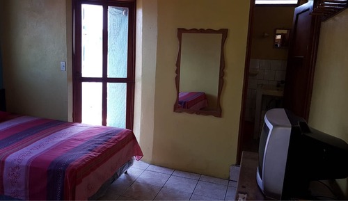 Habitación triple básica, varias camas, no fumadores