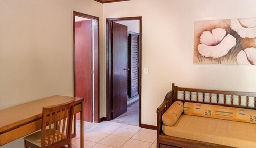 Quarto Sextuplo Superior