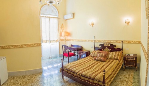 Habitación doble superior, 1 cama de matrimonio, terraza, vistas a la ciudad