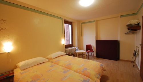 Habitación triple económica